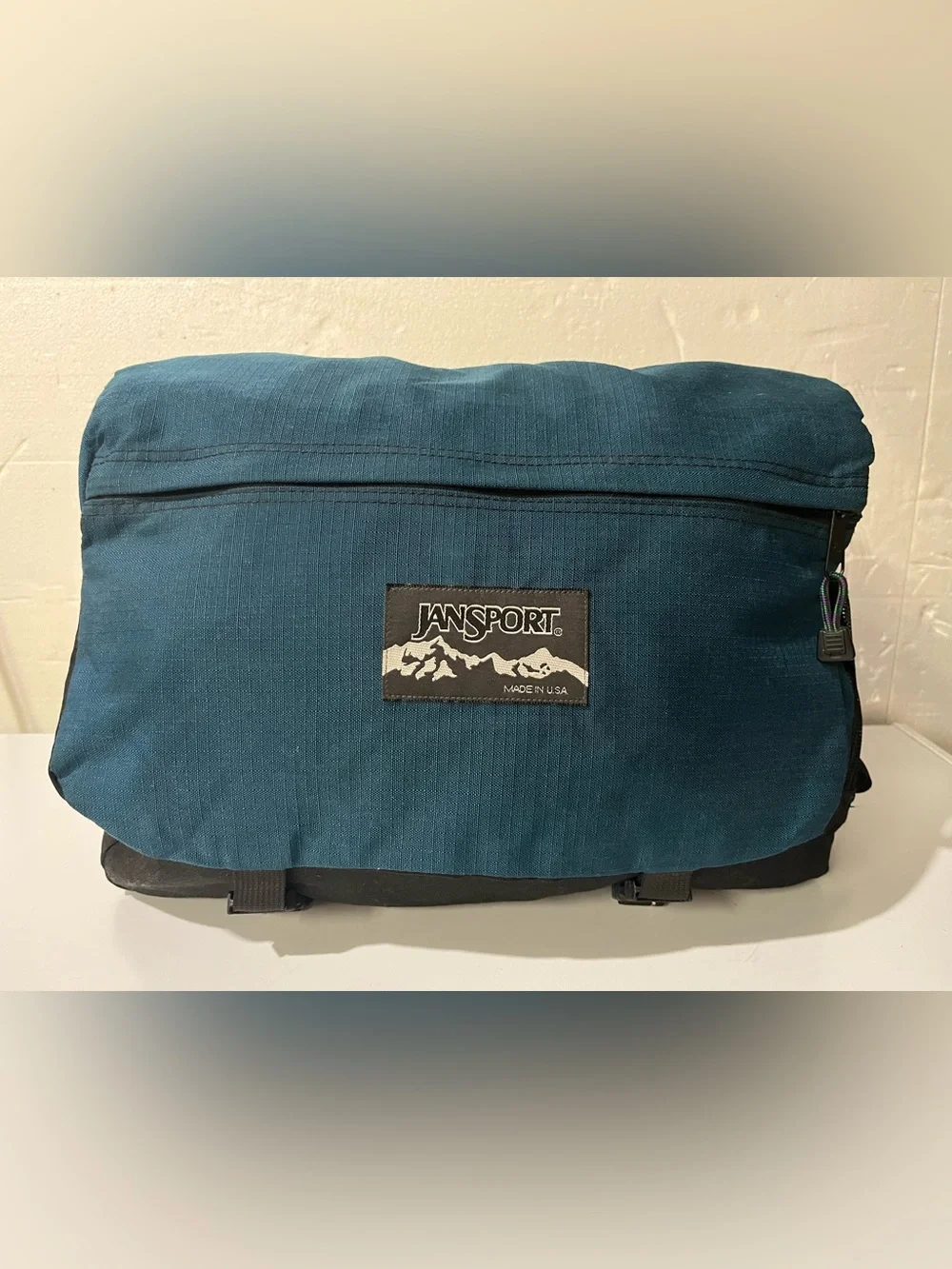 Vintage Jansport Made in USA large teal messenger bag